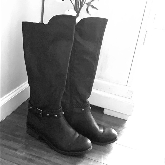 Black Riding Boots 🖤 - Picture 2 of 8